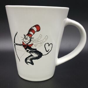 Dr. Seuss Cat in the Hat NWOT 2022 Valentine's Day Mug